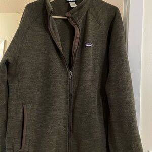 Patagonia Men’s Better Sweater Jacket size Large Great Condition Retail $200